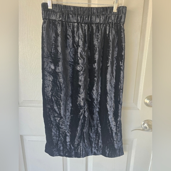 J Crew Womens Black Velvet Pull On Midi Skirt Sz Small Side Slits Stretchy - Picture 7 of 10